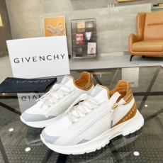 Givenchy Sneakers